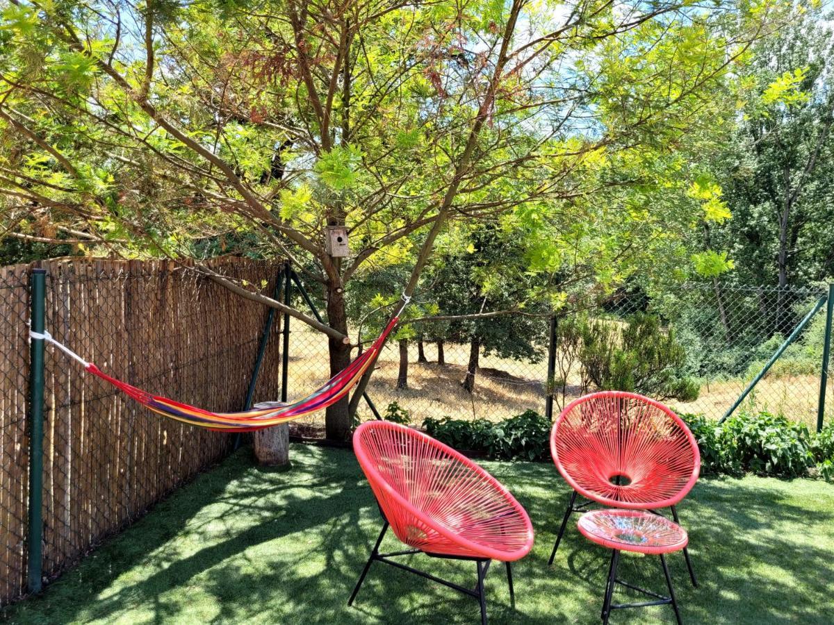 Mieres  Harveys Homestay - Adults Only מראה חיצוני תמונה