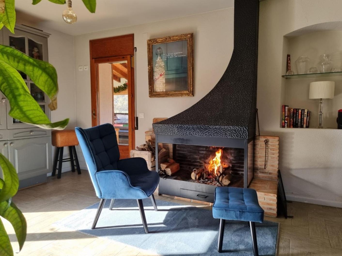 Mieres  Harveys Homestay - Adults Only מראה חיצוני תמונה